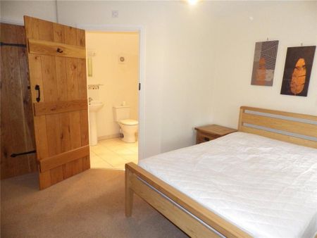 3 bedroom terraced house to rent - Photo 4