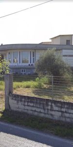 Κτίριο 600 τ.μ. προς ενοικίαση - Photo 3