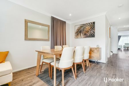 Beautiful 4 Bedroom Home in Great Location! - Photo 5