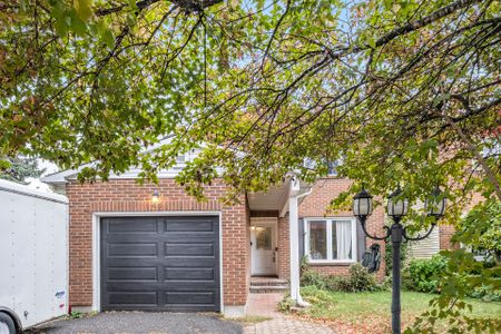 For Lease - 45 Raftus Square, Barrhaven, Ontario - Photo 4