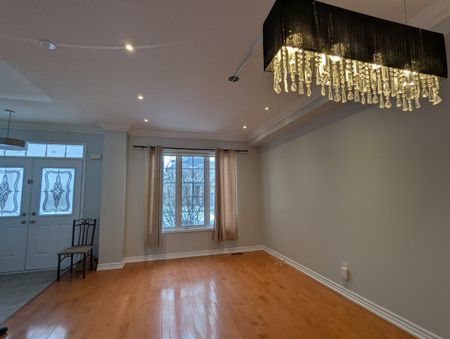 For Lease - 77 Rainbow Valley Crescent, Markham, Ontario - Photo 4