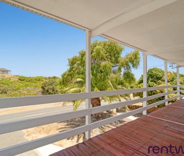 Escape to simplicity and embrace the laid back charm of this beach ... - Photo 5