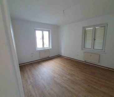 Schöner Wohnen in dieser kuscheligen 3 Zimmer-Wohnung! - Photo 2