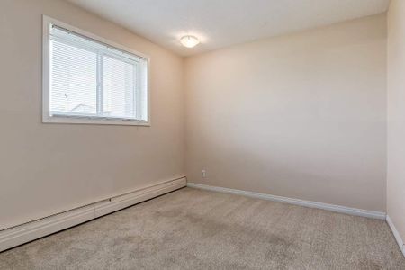 Renovated Suite - 2 Bedroom - Photo 5