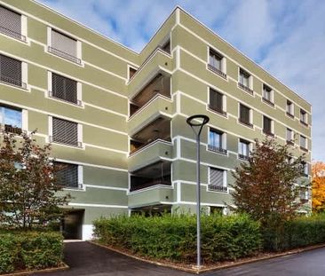 2.5 Zimmer, 68 m², 2. Stock - Photo 1