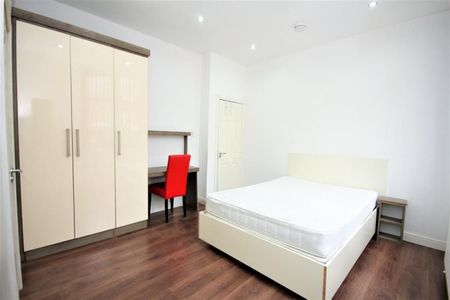 Flat , Connaught House, - Mount Street, Preston - Photo 2