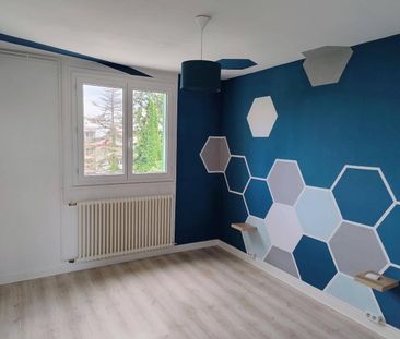 Location appartement rénové 4 pièces 63.63 m² à Romans-sur-Isère (2... - Photo 2