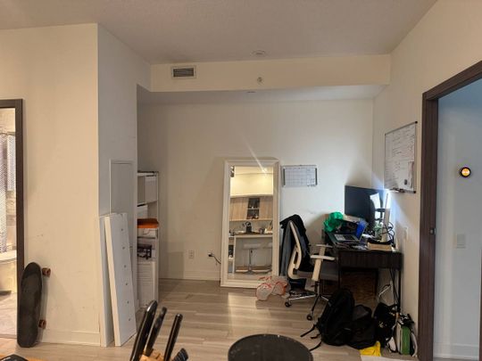 For Lease - 19 Bathurst Street Unit# 2509, Toronto, Ontario - Photo 1