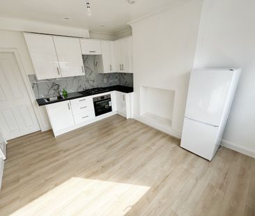 Framlingham Place, Sheffield - Photo 3