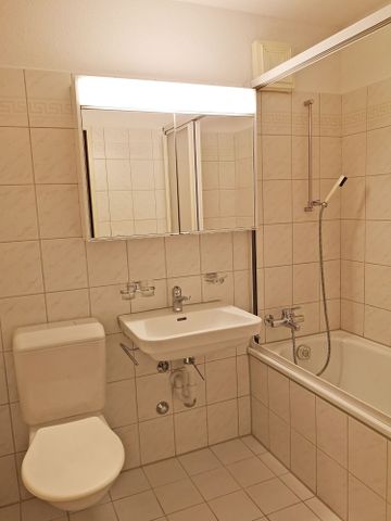 Attraktive Stadtwohnung - ideal für Singles! Befristet bis 30.06.2027 - Photo 5