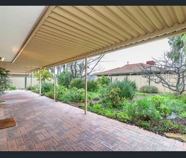 Peaceful Living in a Quiet Cul-de-Sac - Photo 1