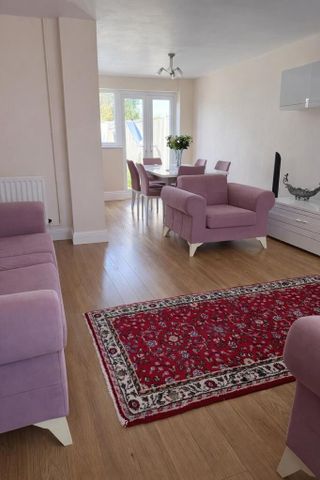 3 bedroom terraced house to rent - Photo 3