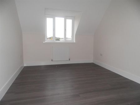 Tainter Close, Rugby - Photo 3
