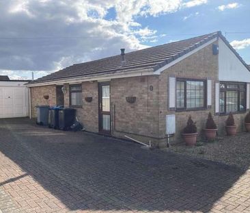Shillbrook Avenue, Carterton, OX18 - Photo 2
