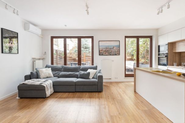 Przytulne, dwupoziomowe mieszkanie z ogródkiem - Фото 1