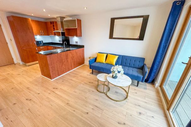 1 bedroom Flat To Let Total Size: 520 SQ FT - Photo 1