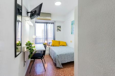 Avenida de San Antonio, Mislata, Valencian Community 46920 - Photo 4