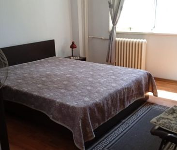 Timpuri Noi et 1/ 8 chiar la metrou si facultati ,mobilat , utilat liber - Photo 3