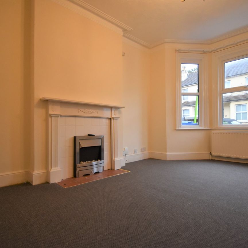 St Georges Road, Aldershot St Georges Road, Aldershot - Photo 2