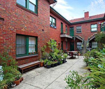 08/180 Lennox Street, Richmond VIC 3121 - Photo 5