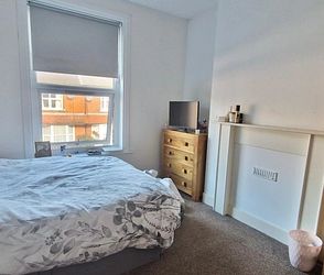 Crescent Road, Birchington, CT7 9DP, Kent - Photo 2