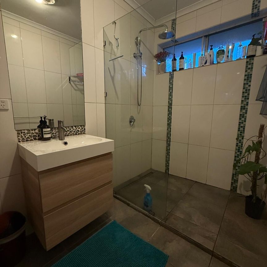 West Footscray - Photo 1