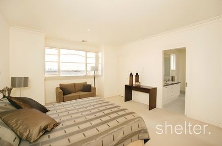 1/21 Fairholm Grove, Camberwell VIC 3124 - Townhouse For Rent | Domain - Photo 5