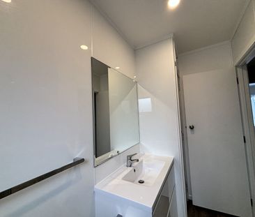 Sunny Unit - Photo 6