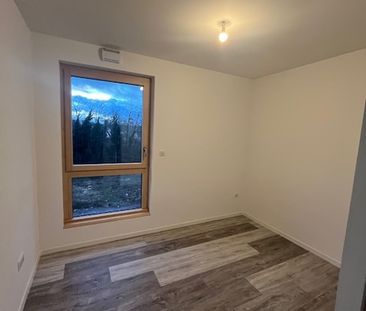 Location Appartement 3 pièces 56m² - Photo 3