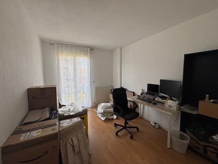 Location Appartement 3 pièces 75m² BORDEAUX 33300 - Photo 4