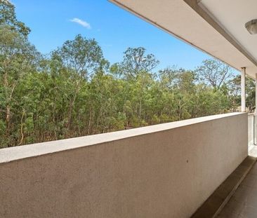 Convenient Low Maintenance 2 Bedroom Apartment in Prime Location! - Photo 5