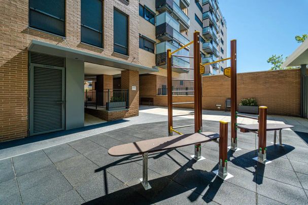 Piso de alquiler en Copenhague, 59, Parque Oeste - Fuente Cisneros - Foto 1
