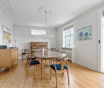 Smuk villa i Gentofte med eventyrlig have - Photo 4