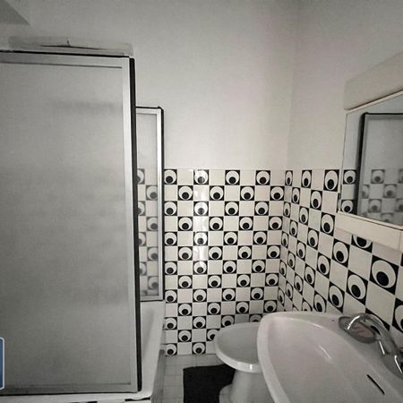 Location Appartement 1 pièce 19m² NICE 06000 - Photo 4