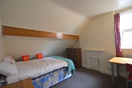 (4BED) Derby Grove, Lenton, Nottingham, NG7 - Photo 5