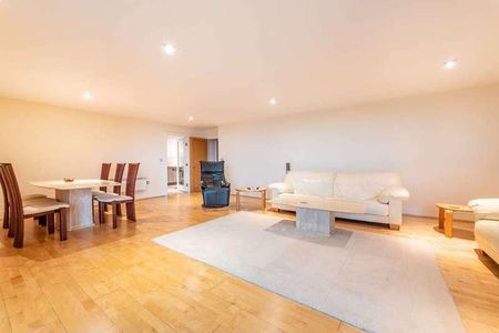 St George Wharf, Vauxhall, SW8 - Photo 3