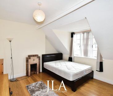 6 bedroom terraced house to rent - Photo 4