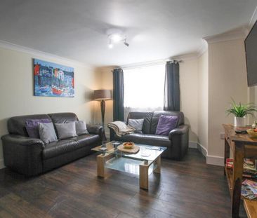 3 bedroom flat to rent - Photo 5