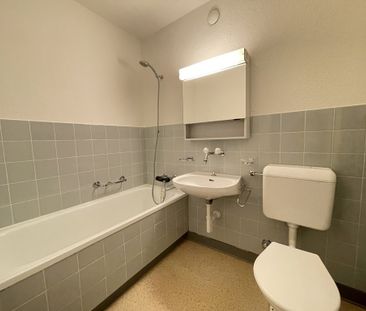 2.5-Zimmer-Wohnung in Adliswil - BEFRISTET BIS 30.09.2027 - Photo 3