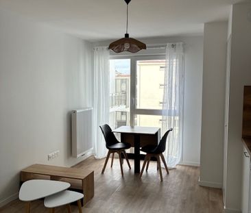 Location Appartement 1 pièce 26m² - Photo 1