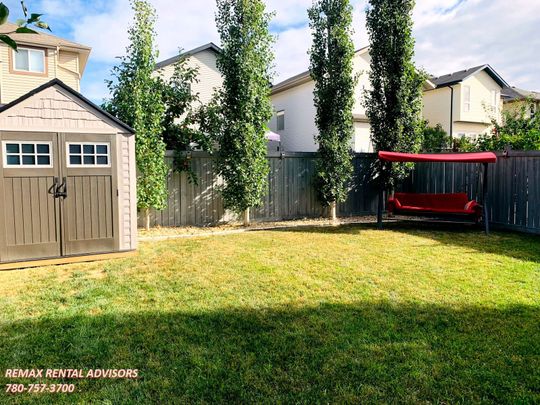 5924 8 Avenue Southwest - Photo 1