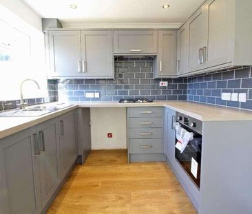 Farley Close, Frome, BA11 - Photo 5