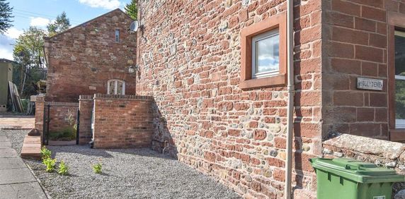 3 bedroom cottage to rent - Photo 2