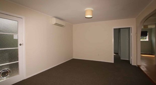 Cosy Solid Home - Photo 1