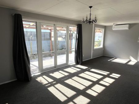 Complete on Denbigh Street - utilities included! - Photo 2