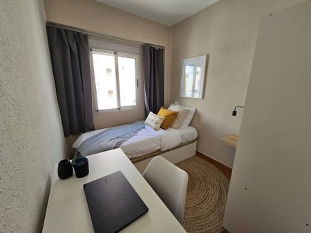 Carrer de Jaca, Valencia, Valencian Community 46010 - Photo 5