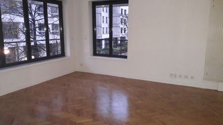 location Appartement F2 DE 46.56m² À BOULOGNE - Photo 3