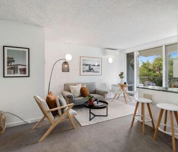 Spacious Beachside Studio Living with Huge Balcony! STRICTLY 6 MONT... - Photo 1