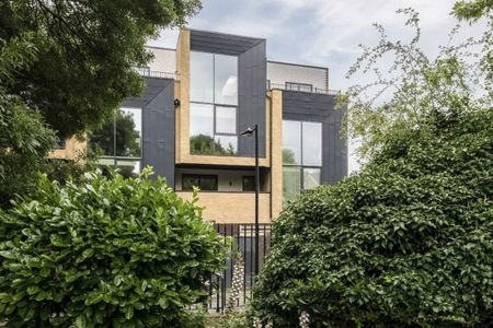 Rotherhithe Street, SE16, London - Photo 4