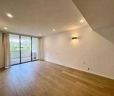 Luxurious 3 bedrooms Living in Camperdown's Heart - Photo 6